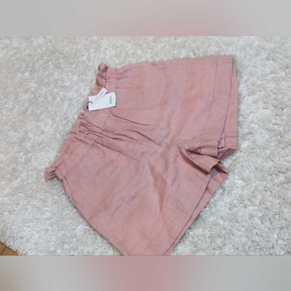 DISSH High-Waist Paperbag Shorts in Dusty Rose - Picture 5 of 8